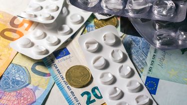 zorgtoeslag 2024 daalt, hogere zorgkosten per maand, zorg, nederland