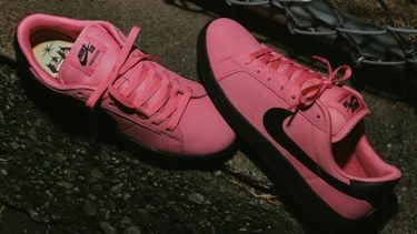 Nike verpakt de grote WK-trend in skate-sneakers voor €110