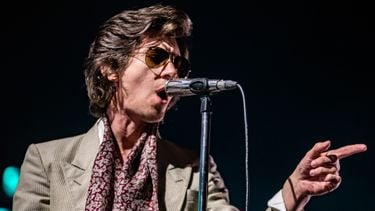 Arctic Monkeys dropt War Child-song: de verwachte miljoenen