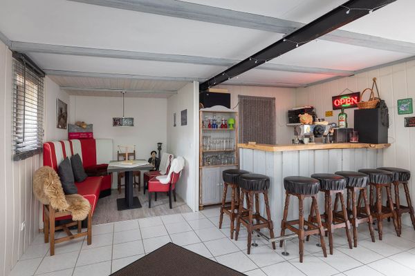 funda villa zwembad sauna tuin bar kroeg duitsland grensregio (11)