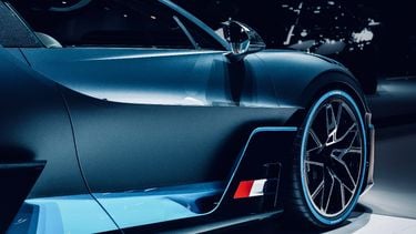 Bugatti Chiron sport, duurste auto's van nederland, nederlands kenteken