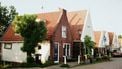 Huizenprijzen per woningtype gemiddeld in Nederland. appartement, twee-onder-een-kap of vrijstaande woning