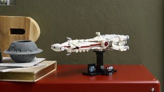 LEGO uitverkoop 2025: tot 40% korting op Star Wars, Marvel, John Deere en meer. Bekijk alle aanbiedingen en gratis extra’s.