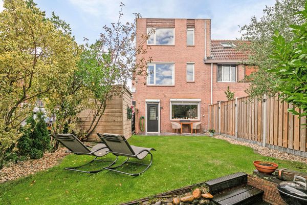 funda hoekwoning aan het water zuid holland