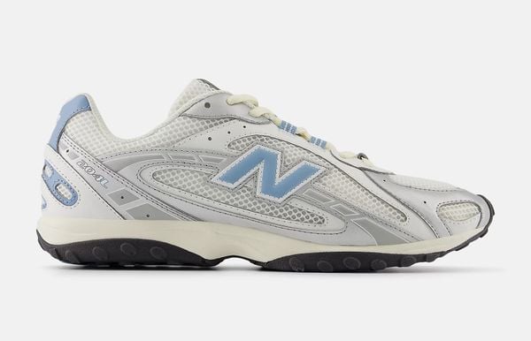 new balance 204l U204LSWC sneakers met korting end of season sale zomer 2026