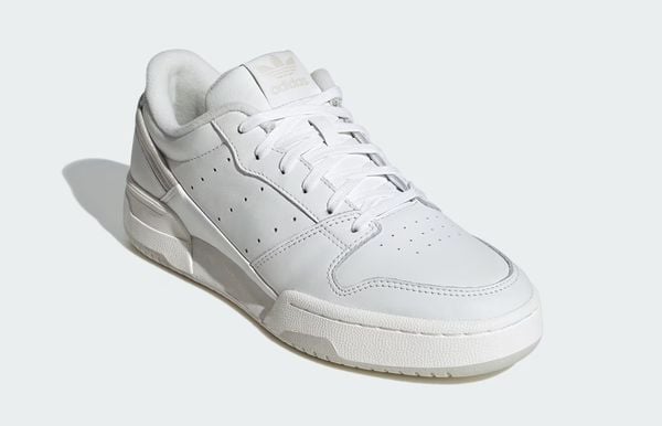 Adidas dropt 80's witte tennis-sneakers in de sale voor 49,50 euro