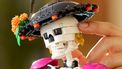 Briljant detail siert macabere LEGO set gekleurde ode aan de dood