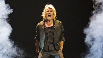 Dit cashte Hans Klok per Efteling-show: miljoenenschuld in rook op