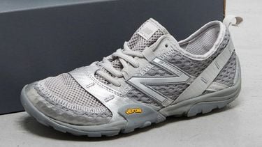 New Balance mixt twee sneakertrends in één trail-schoen van €130