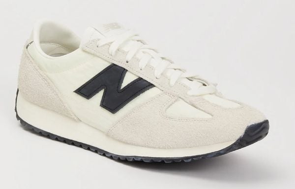 new balance 471 donkerblauw witte sneakers met korting bijenkorf 30 euro