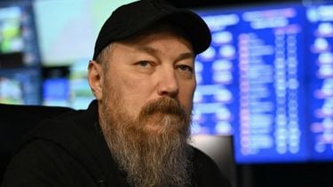 Dit is dé oorlogsheld van Oekraïne, die Russen doodt voor €755