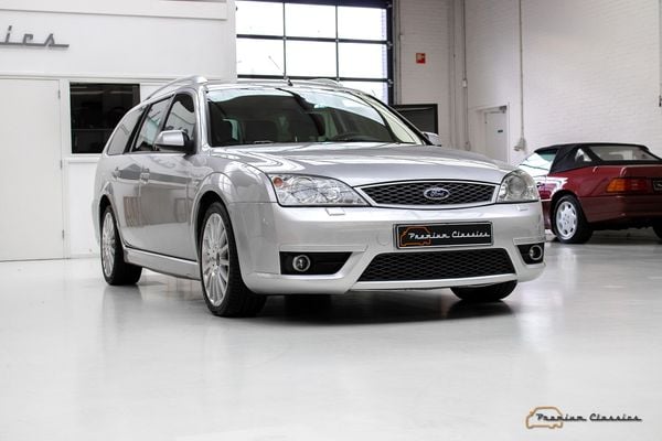 Tweedehands Ford Mondeo ST 220 V6 2002 occasion
