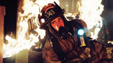 brandweer duurste gereedschap hydraulische schaar ram spreider criminelen plofkraak