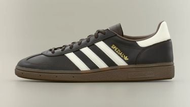 Adidas dropt zijn gewilde retro sneakers in bruin leer voor €120
