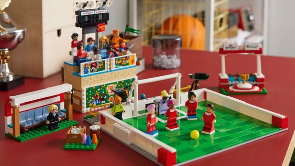 Vrouwenvoetbal LEGO 40634 Icons of Play