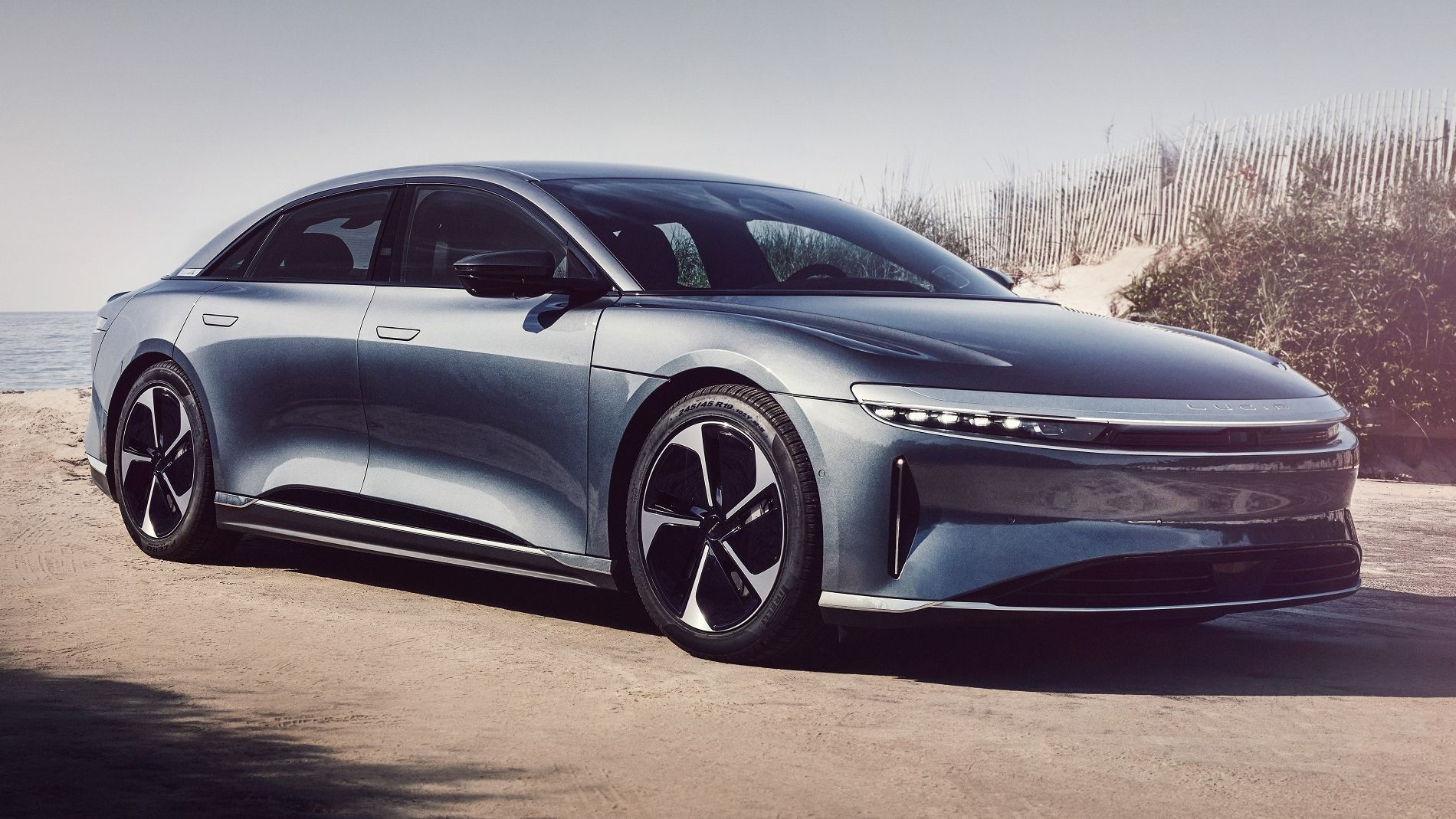 Elektrische auto met grootste range rijdt in één ruk naar Oostenrijk