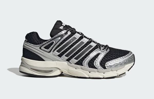 Adidas Adistar Control 5 zwart nieuwe dad sneakers 110 euro