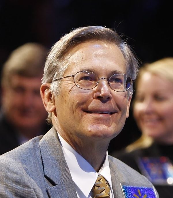 jim walton walmart-rijkste broers en zus meer geld dan elon musk