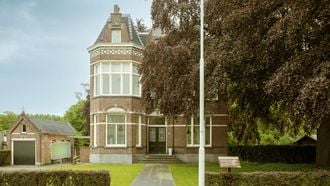 Funda-villa à €499.000 is gerenoveerd en laat je wonen als de adel