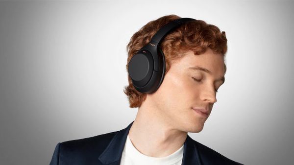 Sony WH-1000XM4 noise cancelling