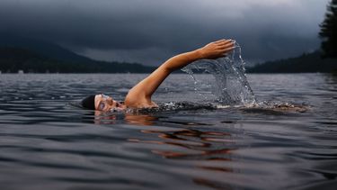 zwemmen, koud open water, gezondheidsvoordelen, gezond