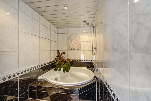 funda landelijk gerenoveerd huis groot perceel groningen (11)