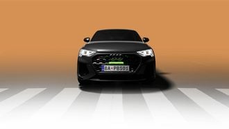 Kan groene verlichting voorop auto's ongelukken voorkomen? Onderzoek toont veelbelovende resultaten voor veiliger verkeer.