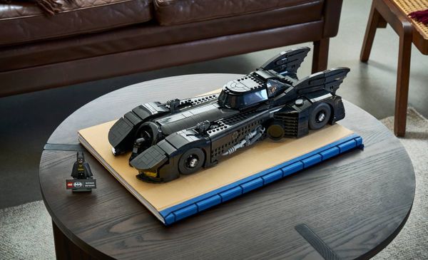 LEGO 76355 Batman Returns Batmobile 33333