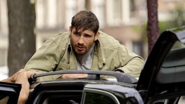 Rico Verhoeven zet auto op Marktplaats, €60K boven nieuwprijs