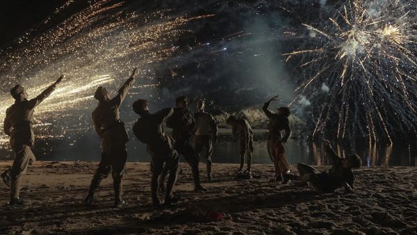 Queer oorlogsfilm Netflix wordt al beste film van het jaar genoemd 334