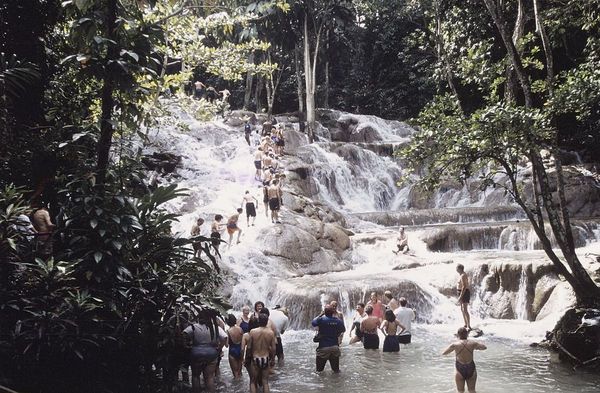 De ‘James Bond-waterval’ op Jamaica