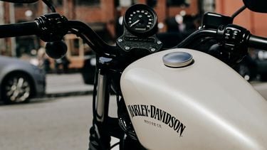 Waarom motorrijden weer booming is onder mannen