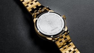 Dit Nederlandse wereldhorloge koop je nu voor €149 in drie kleuren