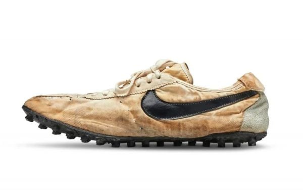 nike-moon-shoes-sneakers opnieuw uitgebracht 99 euro