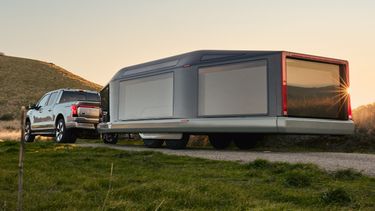 lightship l1 is de perfecte caravan achter een elektrische auto gezien de actieradius