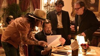 Johnny Depp deelt eerste beelden van oorlogsfilm met Al Pacino