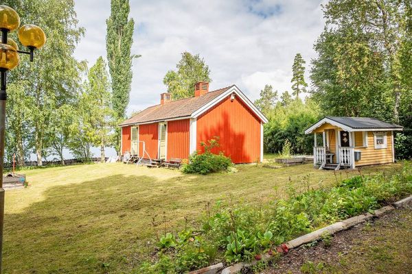 villa in zweden kopen huis aan het water goedkoop (4)