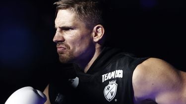 Dit verdient Rico ongeveer als bokser, waarbij Glory in het niet valt