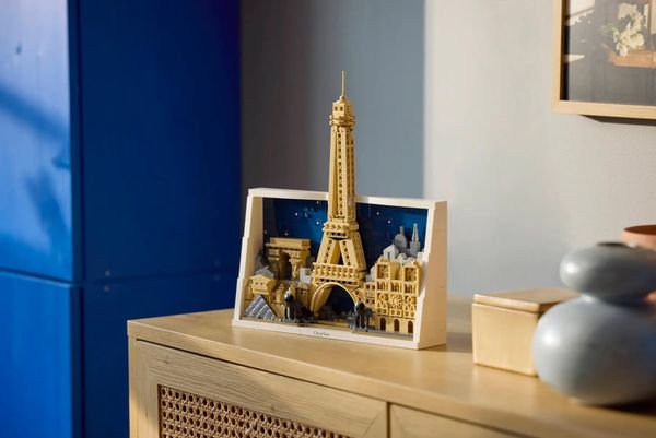 LEGO Architecture 21064 Paris – City of Love 33