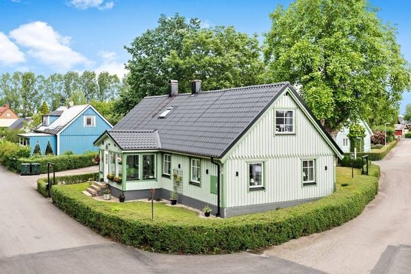 huis kopen in zweden villa zwembad (6)