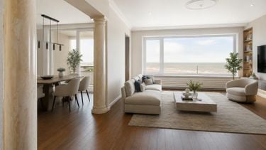 Funda-strandparel à 93 m² kost €525.000 met front-row zeezicht