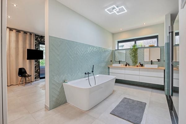 funda villa zwembad bar energielabel A+ huis duitsland grens (13)
