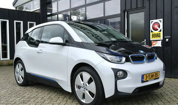 tweedehands elektrische auto bmw i3 occasion met 2000 euro subsidie