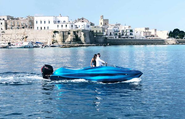 werelds eerste 3D-geprinte boot, moi mambo, speedboot, geneva boat show 2020