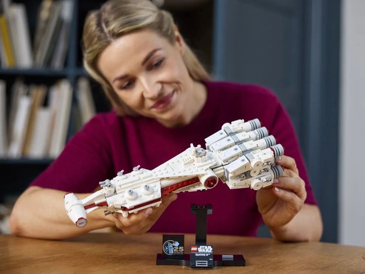 LEGO uitverkoop 2025: tot 40% korting op Star Wars, Marvel, John Deere en meer. Bekijk alle aanbiedingen en gratis extra’s.