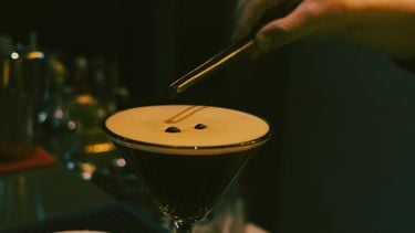 espresso martini, zomer, coktail, trend, parmezaanse kaas, recept