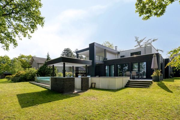 funda villa zwembad bar energielabel A+ huis duitsland grens (13)