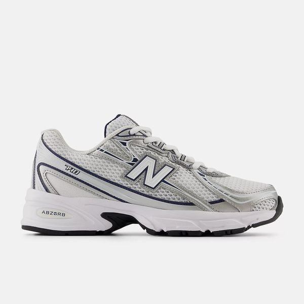 new balance 740 wit grijs zilver nieuwe dad-sneakers voor 120 euro