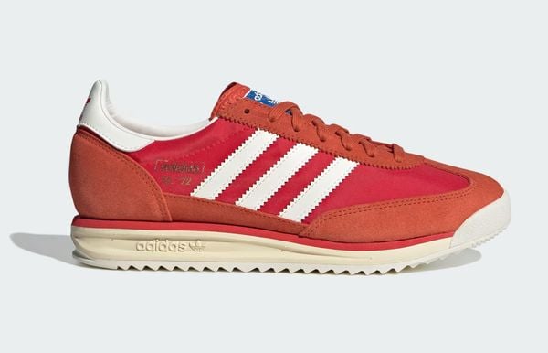 Adidas SL 72 RS rode sneakers met korting in zomer-sale 2025