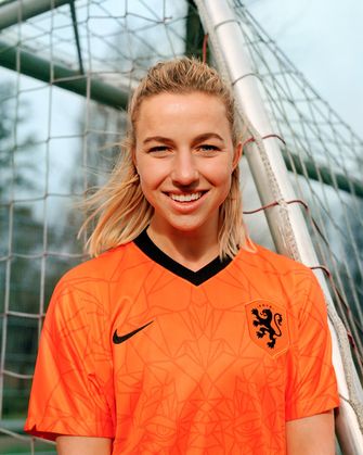 jackie groenen, oranje, nieuw shirt, leeuwinnen, nederlands elftal